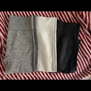 3 pairs of forever 21 leggings